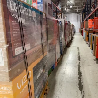 Box Truck 12 Pallets 116 Pcs - LED/LCD TVs - Refurbished - Samsung, VIZIO, Sony, LG